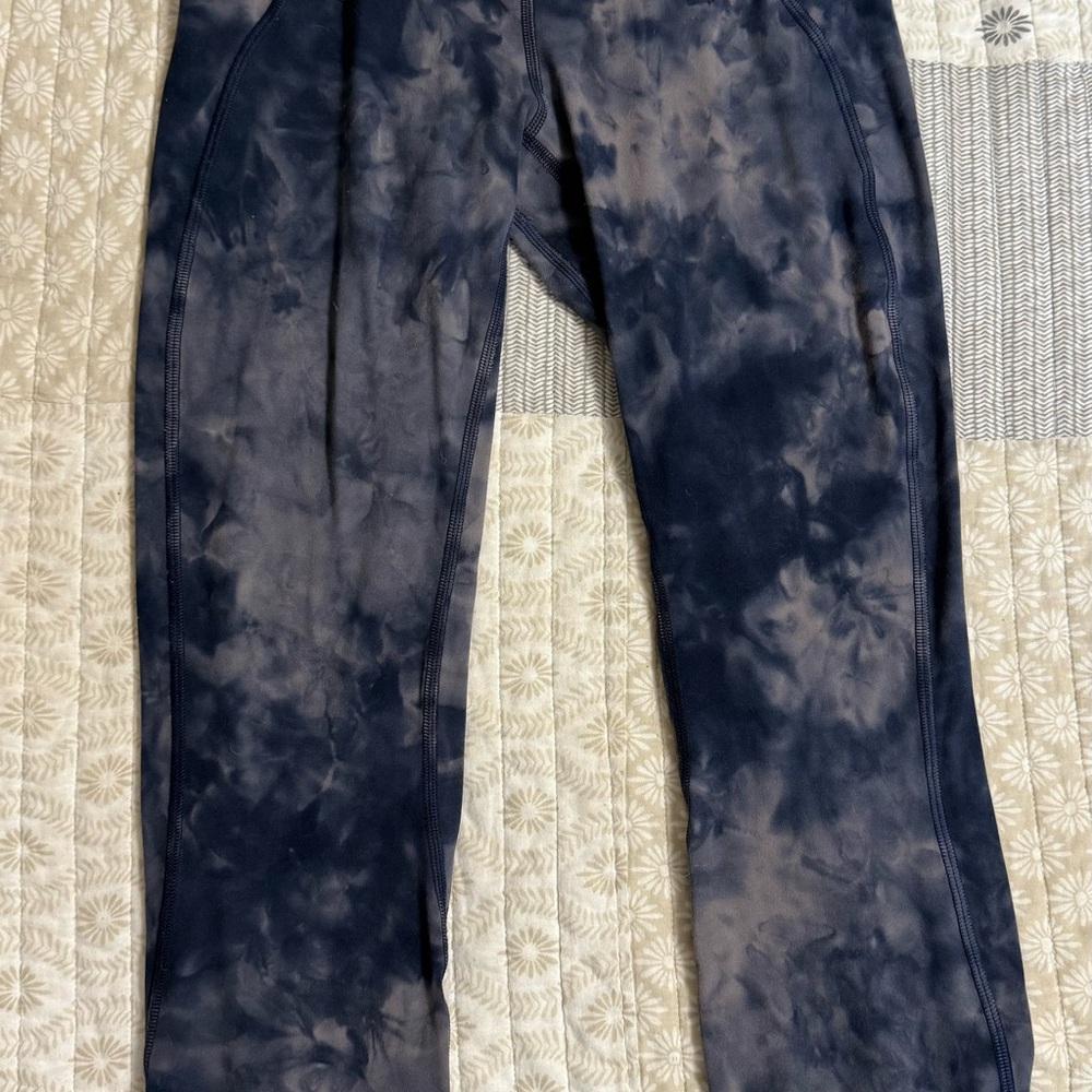 Lululemon Athletica Blue Tie Dye Leggings